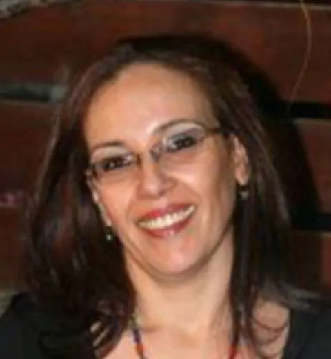 חגית נאוי עמבר, תושבת אור יהודה איבדה את בנה עומרי למחלה ארורה, מאז כותבת מדי שבוע תובנות חיים
