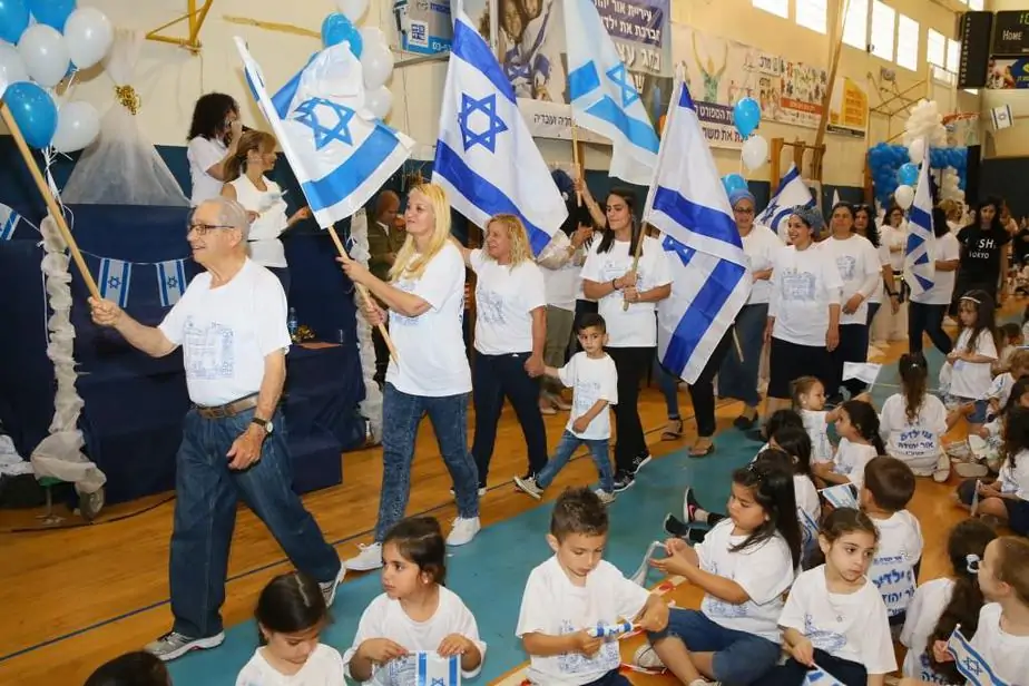 חניכי יוניסטרים העניקו את פרסי "גיבור מקומי"