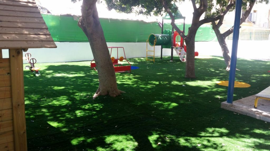 החלפת החול בגני הילדים בגני תקווה
