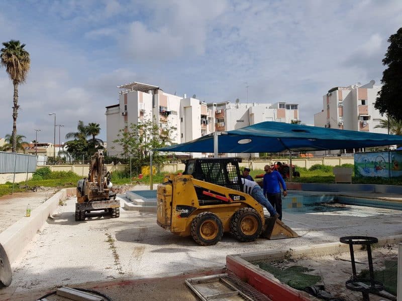 שיפוץ הבריכה העירונית 