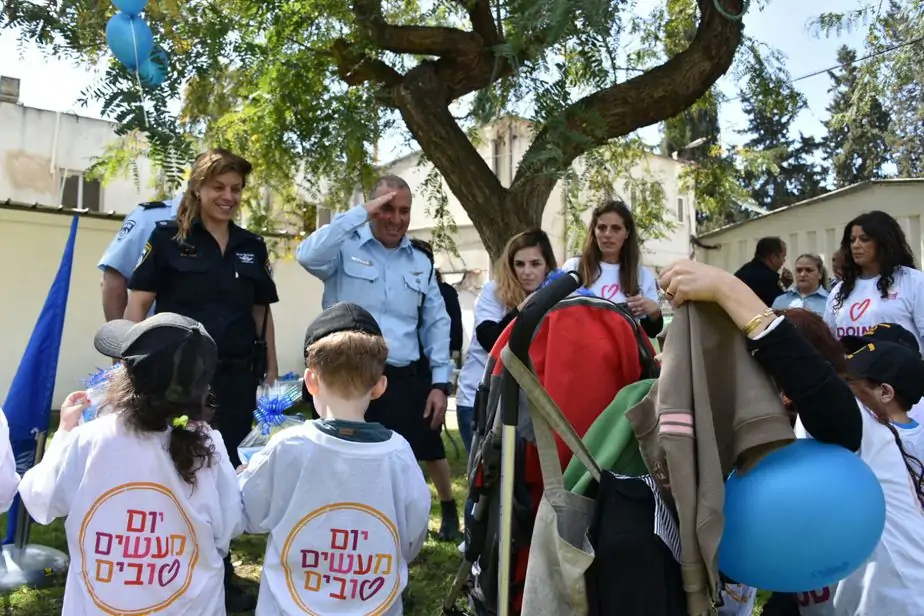 יום מעשים טובים במשטרת מסובים יום מעשים טובים במשטרת מסובים