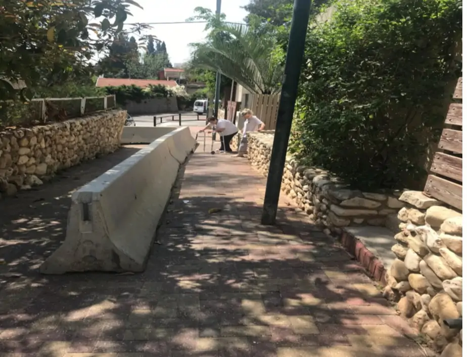 יהוד מונוסון