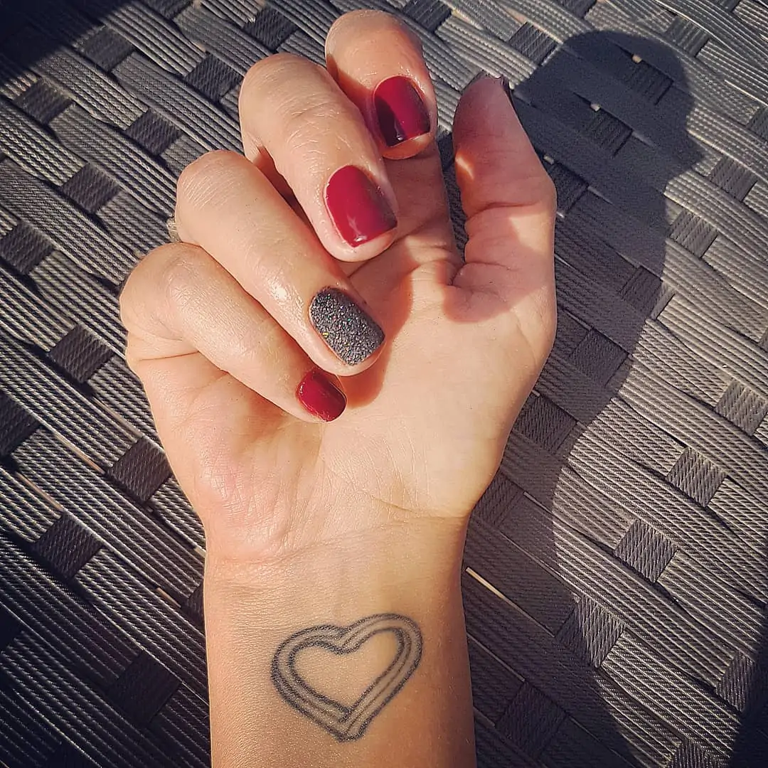 Maggis Cosmetics - מגי סמק בגני תקווה Maggis Cosmetics - מגי סמק בגני תקווה