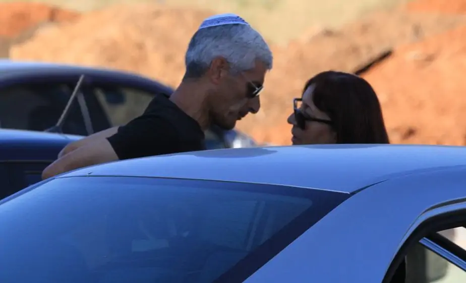 דוד יוסף מחוץ לכלא