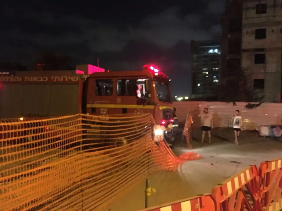 שריפה רחוב התמר במונוסון