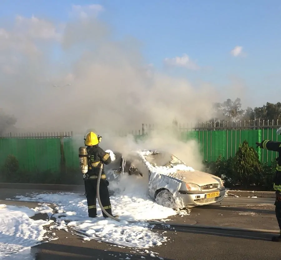 לוחמי האש מארחים ילדים חולי סרטן