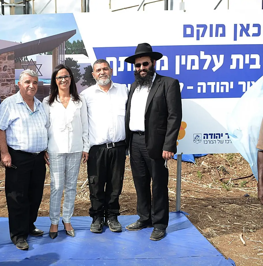 ליאת שוחט. תוכן מקודם