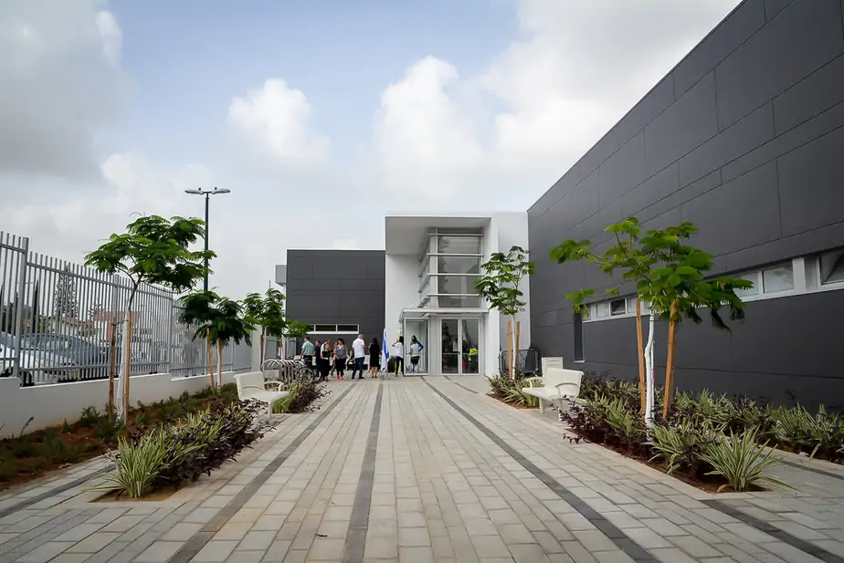 מרכז הספורט עלומים. צלם: אריאל שלום