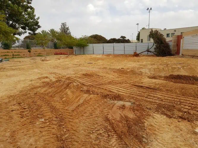 שיפוצים בית ספר שיזף