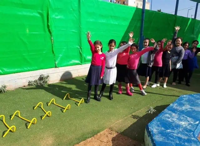 "בית הספר של החגים"
