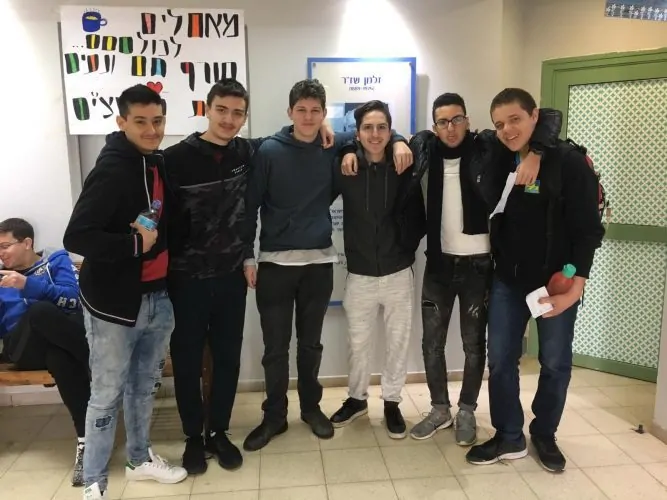 פרויקט "שומרי מסך"