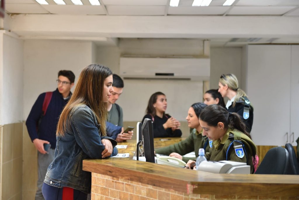 יום פתוח בלשכת הגיוס תל השומר