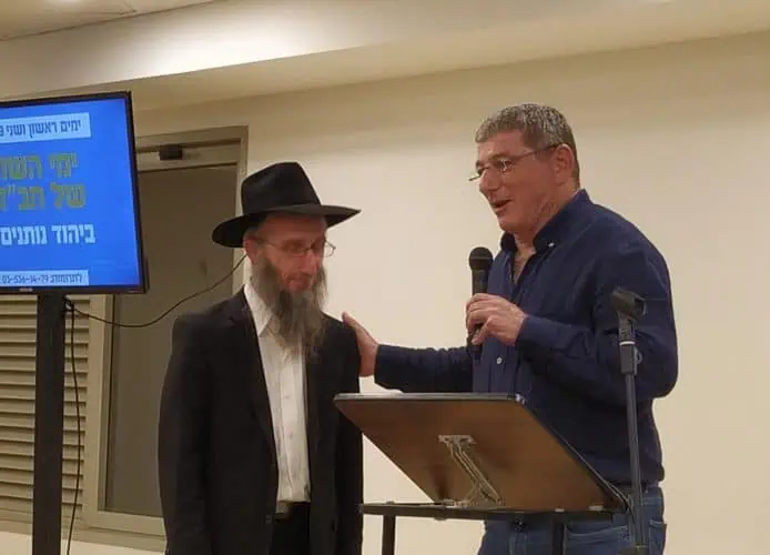 אלוף אליעזר שקדי והרב שמעון ביהוד