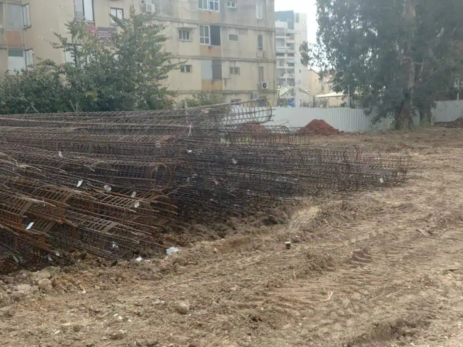 תחילת העבודות להקמת אולם הספורט ביהודה הלוי2