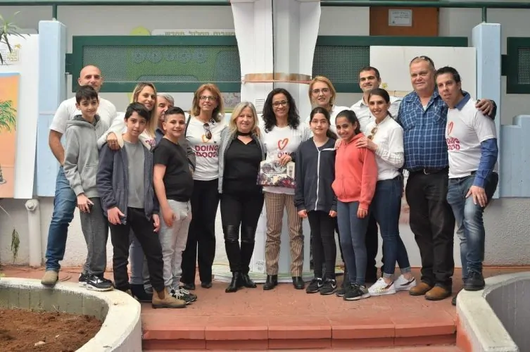תלמידי סביונים עם העירייה