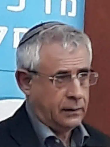 מרדכי קידר צילום עמירם פאל ויקיפדיה