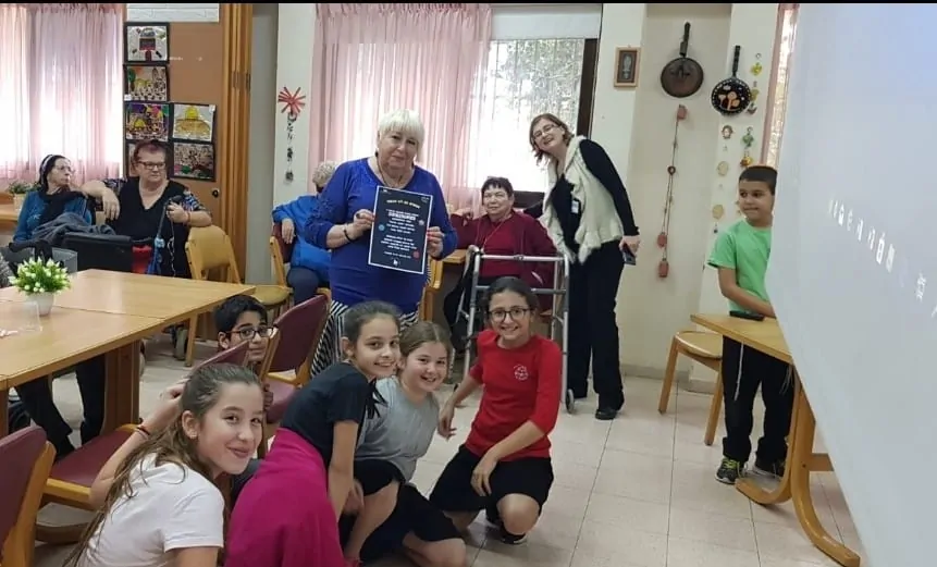 מפגש בן דורי בנושא חלל ואסטרונומיה