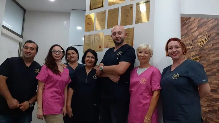 צוות המרפאה של ד''ר עמאשה