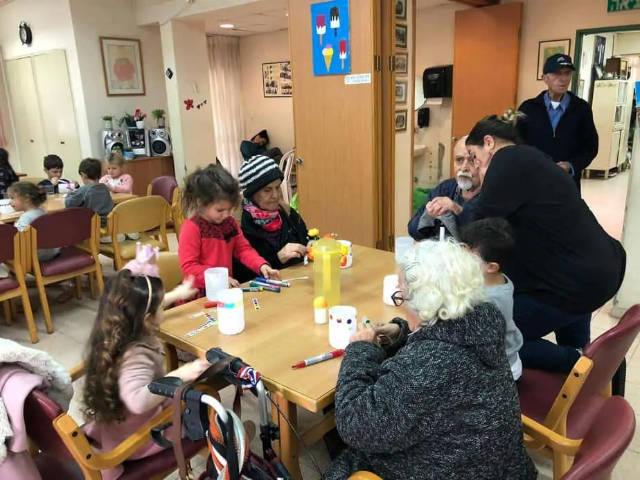 "שמונים וארבע"