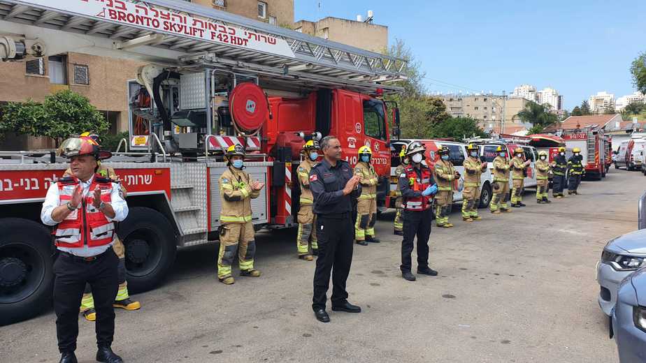 מוקד השליטה של מד״א בקריית אונו. צילום: מד״א