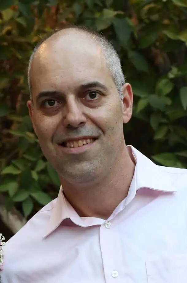 לא מבינים את הצרכים של הילדים בגיל הרך, את האילוצים של ההורים שנשארים בבית עם הילדים ואת מה שבאמת עושה טוב לילדים. אורן מרמור (צילום: פרטי)
