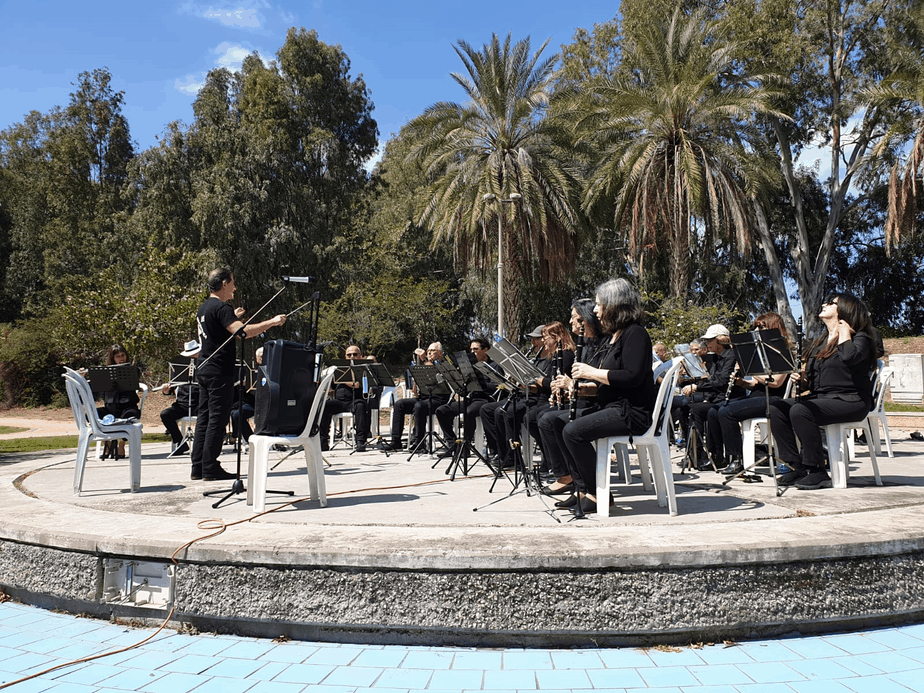 בן חורין אלכסנדר יחצ קונצרט אור יהודה. צילום- באדיבות מגדלי הים התיכון סביון