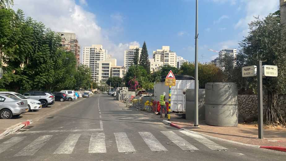 רחוב המצפה פינת רחוב הרי יהודה בגני תקווה. צילום: אונו NEWS