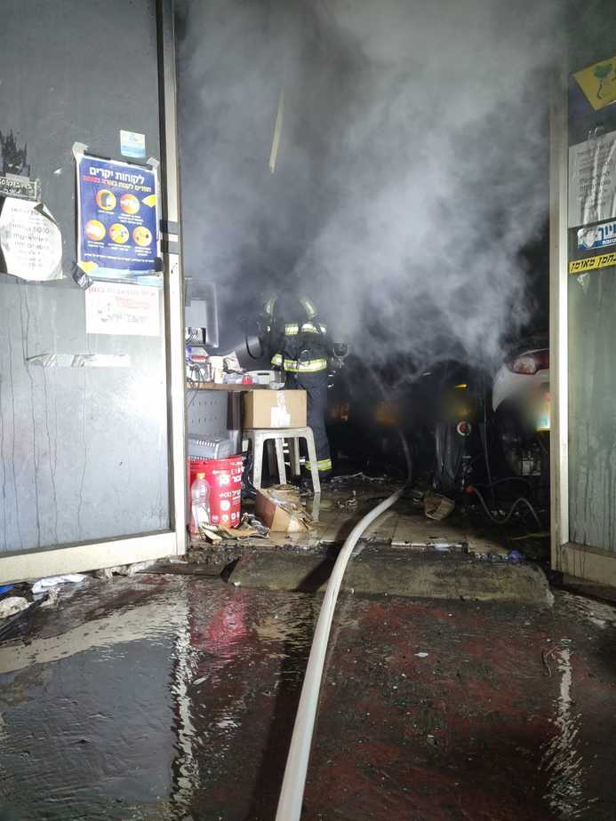 מקום השריפה באור יהודה. צילום: כבאות והצלה בני ברק