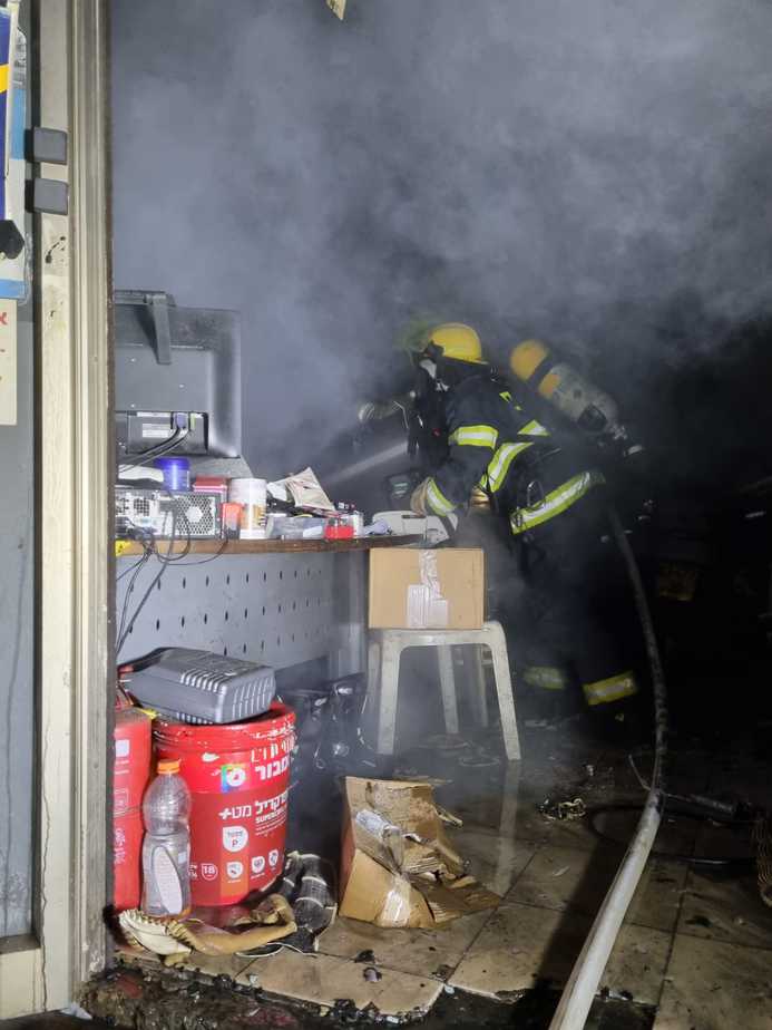 מקום השריפה באור יהודה. צילום: כבאות והצלה בני ברק