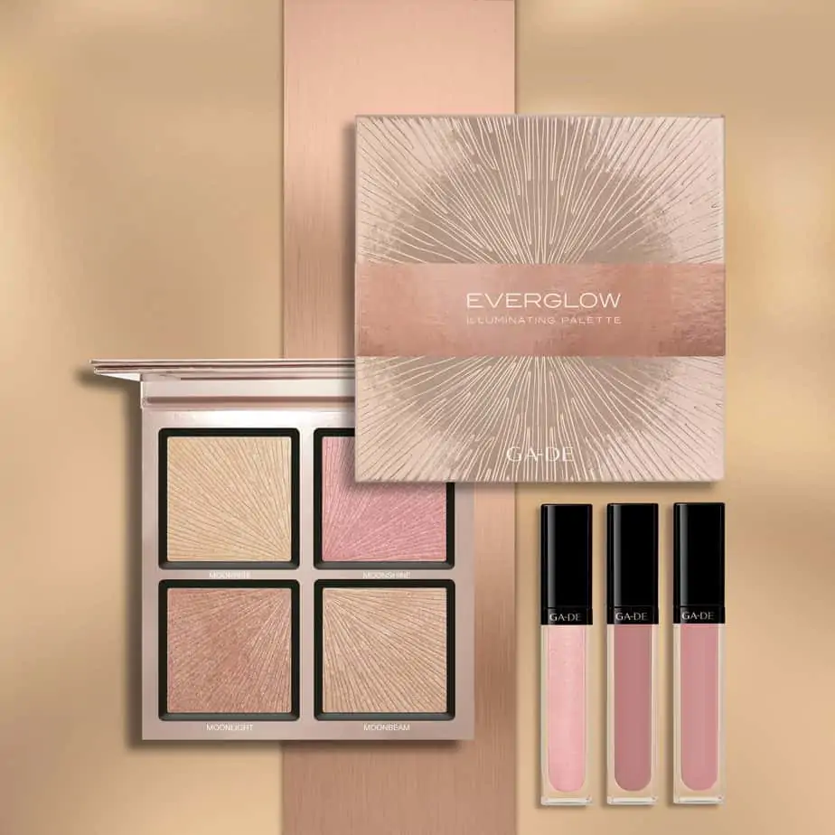 ג'ייד צילום יחצ THE GLOW COLLECTION
