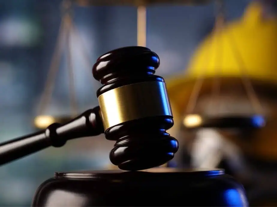 עורכי דין הכי מומלצים לתאונות עבודה בפתח תקווה. צילום אילוסטרציה: canva