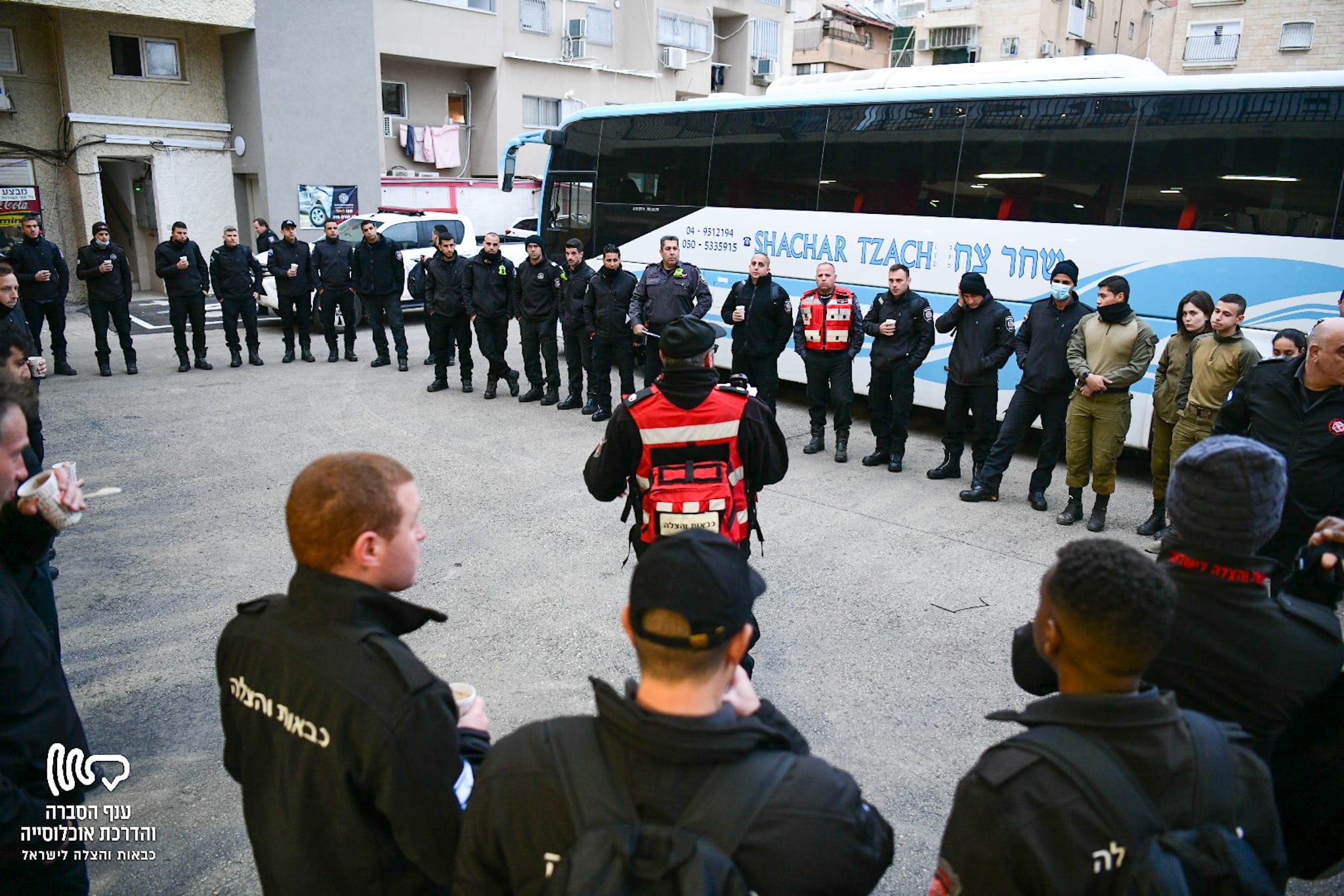 הלווית הרב קניבסקי כבאות והצלה לישראל