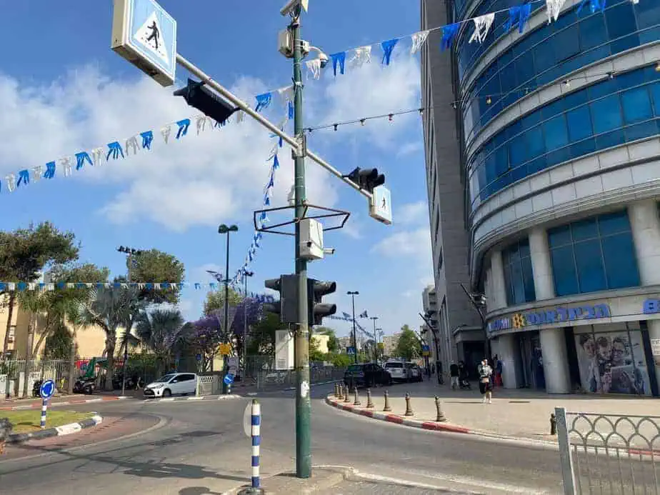 מצלמות אכיפת חנייה בקריית אונו. צילום: אונו ניוז