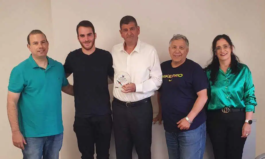 אלוף הארץ בטניס.צילום: דוברות עיריית גבעת שמואל