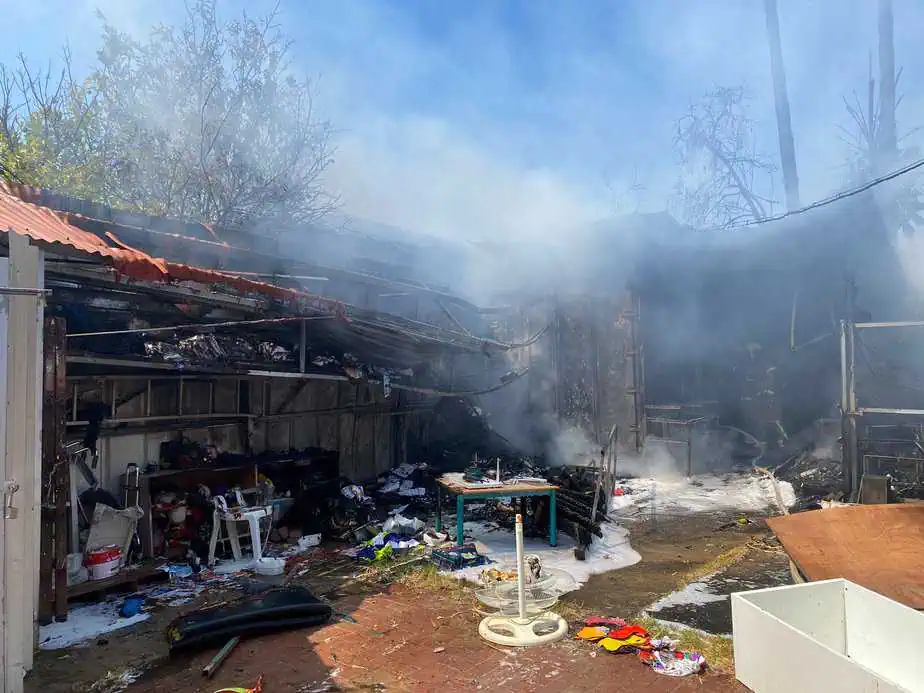 שריפת מבנה במושב מגשימים. צילום: עומר שפירא כבאות והצלה לישראל