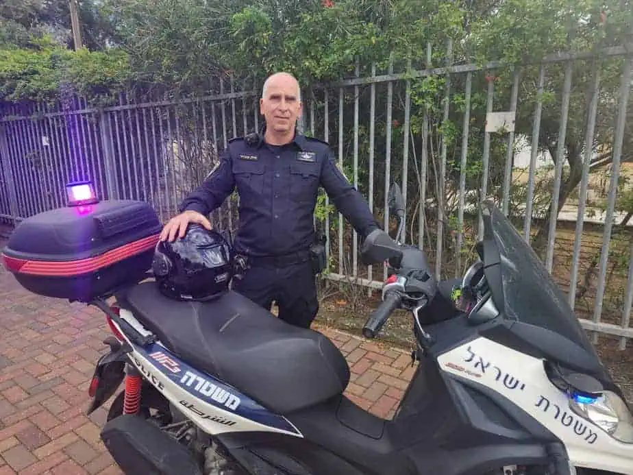 רס"ב אילן מזרחי-שוטר קהילתי של קריית אונו. צילום:דוברות המשטרה