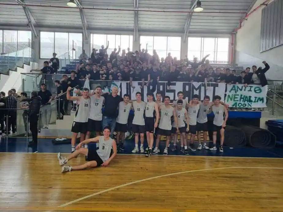 אמית בר אילן גוש דן – עלתה לגמר אליפות הישיבות בכדורסל