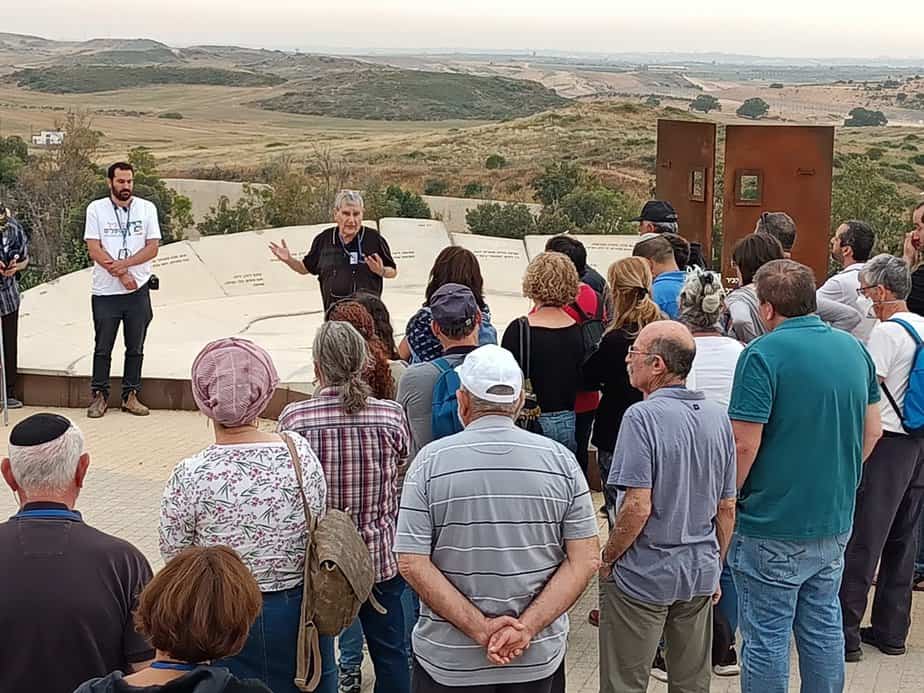 בשביל הנופלים קרדיט בשביל הנופלים (13)