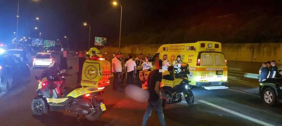 תאונה בכביש 471 סמוך לגת רימון. צילום: דוברות מד"א