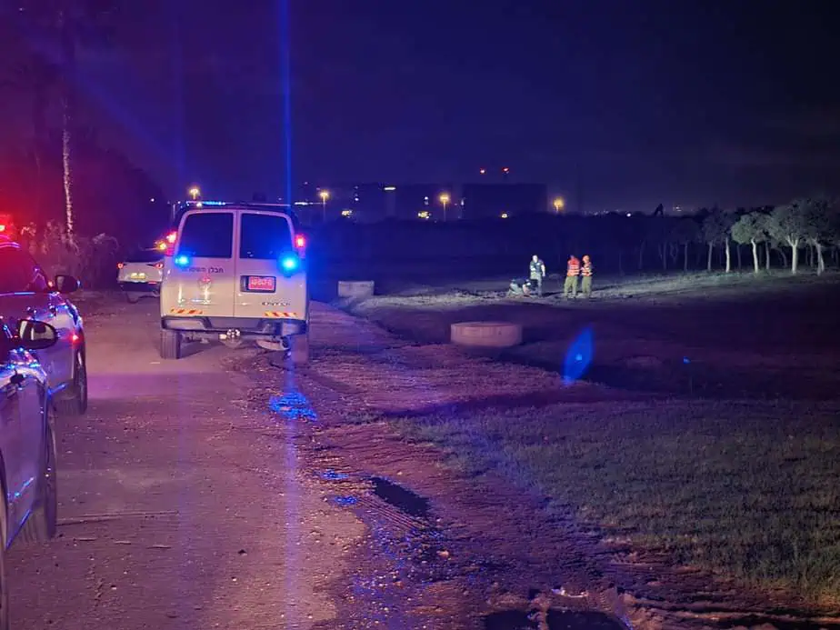 מזירת הנפילה בכביש 461. צילום: דוברות המשטרה