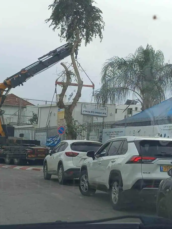 הקראוון ששימש כבית כנסת בשכונת בית בפארק אור יהודה. צילום פרטי