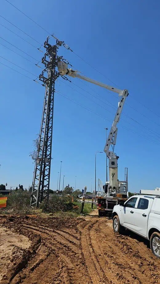 עבודות חברת חשמל. צילום: חברת החשמל.