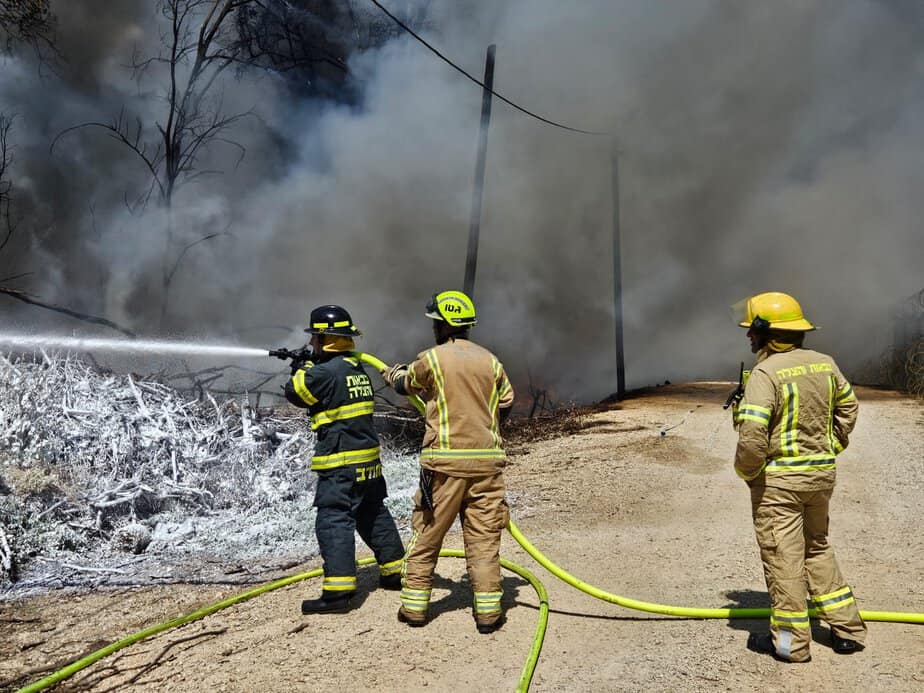 השריפה בבסיס תל השומר. צילום: כיבוי אש