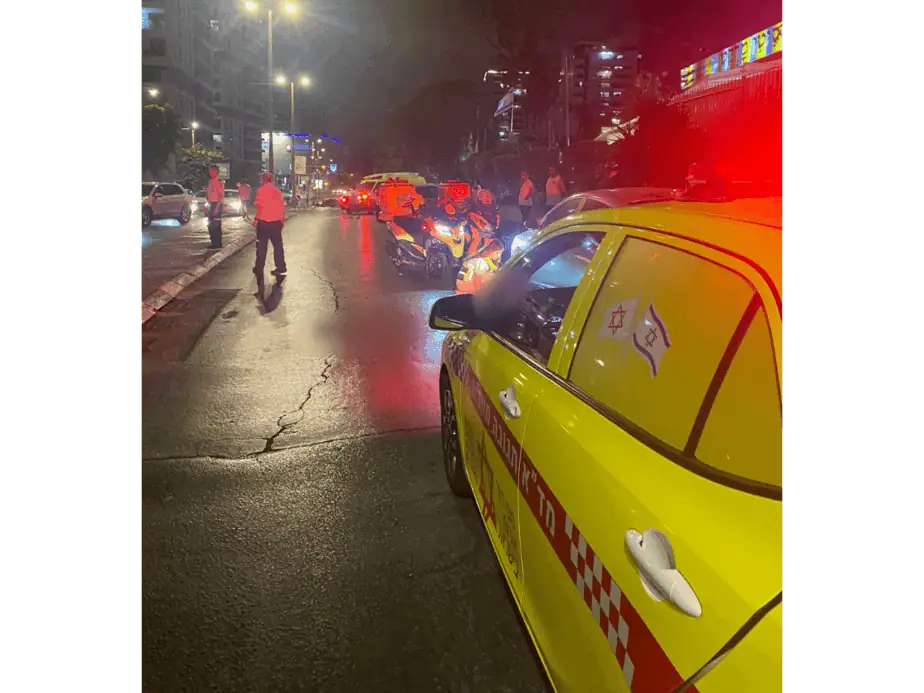 ילדה נדרסה למותת בקריית אונו. צילום: דוברות מד"א
