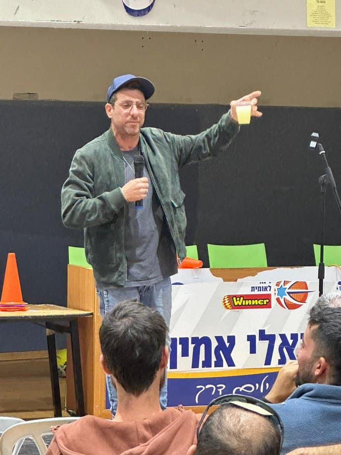 אירוע הצדעה מיוחד שנערך ללוחמי פלס”ר גבעתי ונח”ל בגני תקווה. צילום: עריית גני תקווה