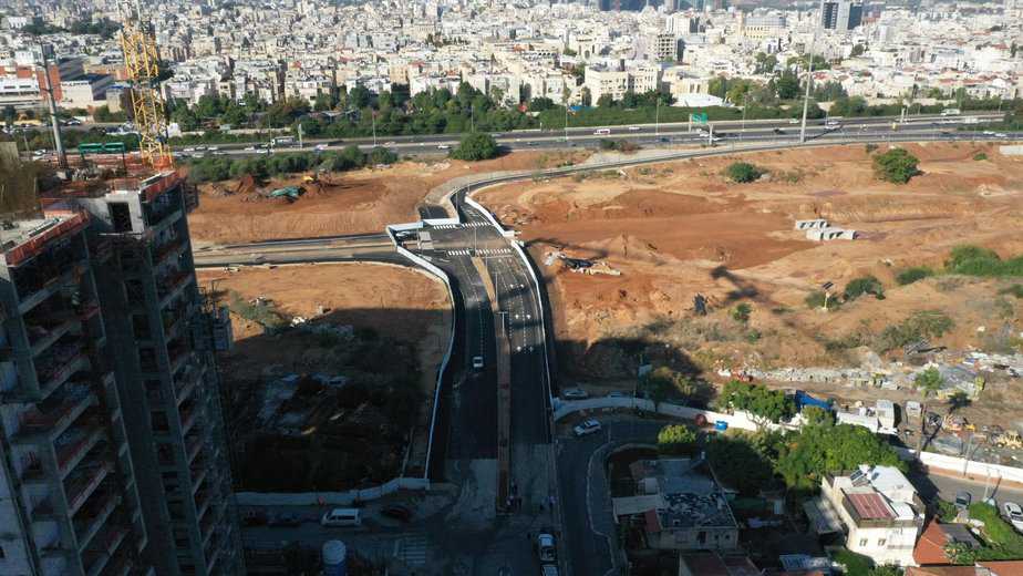 כביש יציאה חדש בגבעת שמואל. צילום: דוברות עיריית גבעת שמואל