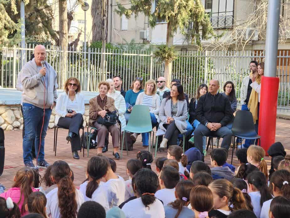 טקס לזכרה של המורה לינדה צור ז”ל. צילום: דוברות עיריית אור יהודה