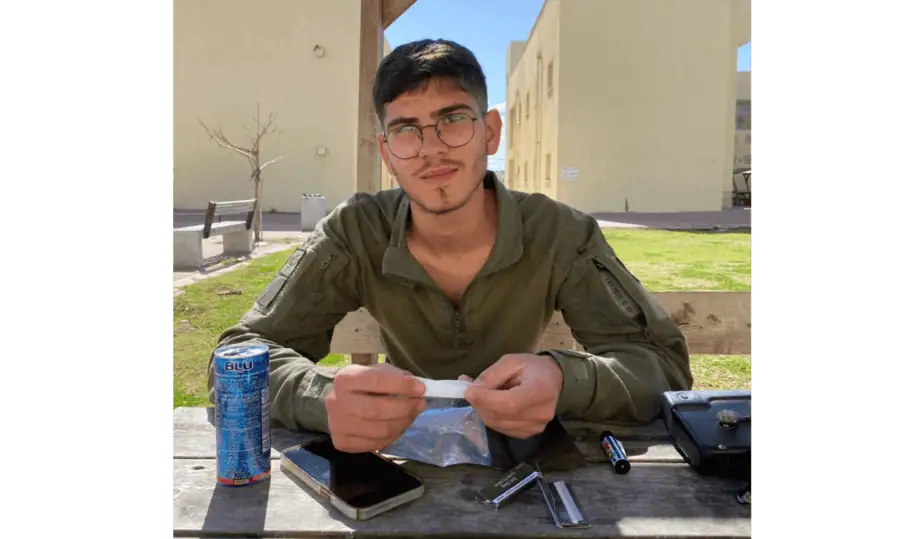סמ"ר עידו ז'נו ז"ל. צילום באדיבות החברים