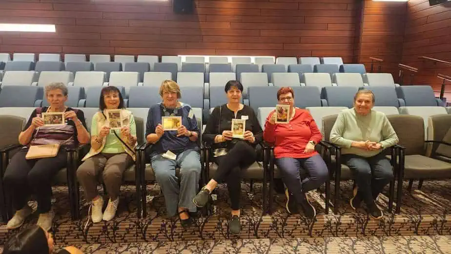 דיירות מגדלי הים התיכון גני תקווה.צילום: מגדלי הים התיכון גני תקווה