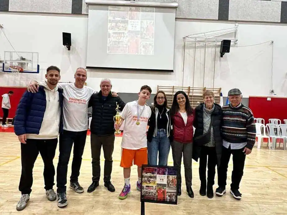 טורניר כדורסל מותח התקיים לזכרו של סמ"ר עמית פרידמן ז"ל. צילום: "נפגשים" מרכזים קהילתיים